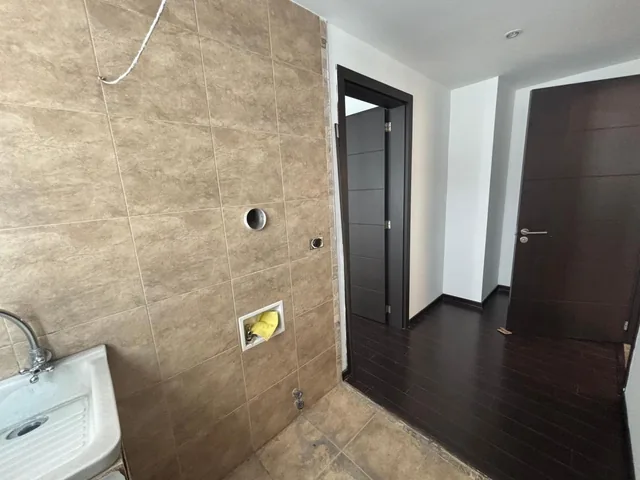 Venta Departamento 3d Sector La Carolina - Suiza y Checoslovaquia — imagen 3
