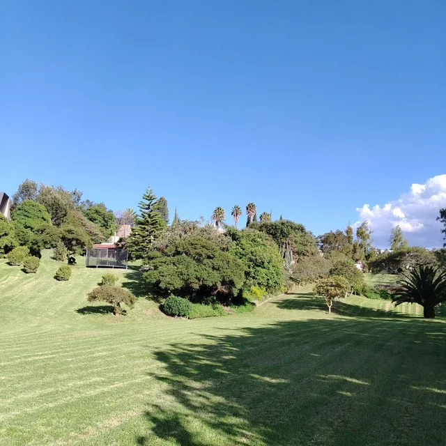 Venta de Terreno Independiente Sector de Meneses Pallares en Cumbaya — imagen 5