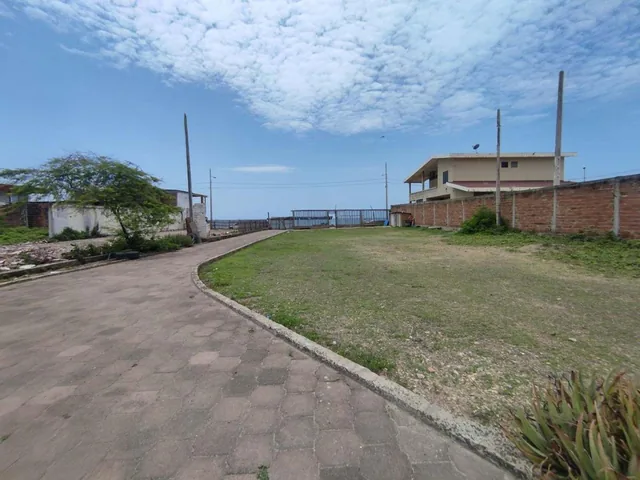 Terreno de Venta Frente Al Mar en Crucita, Manabí — imagen 4