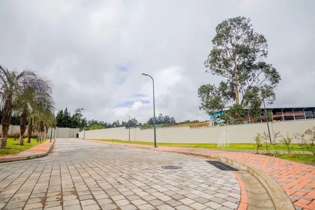 Terreno de 630 m² en Venta en Puembo con Guardianía — imagen 2