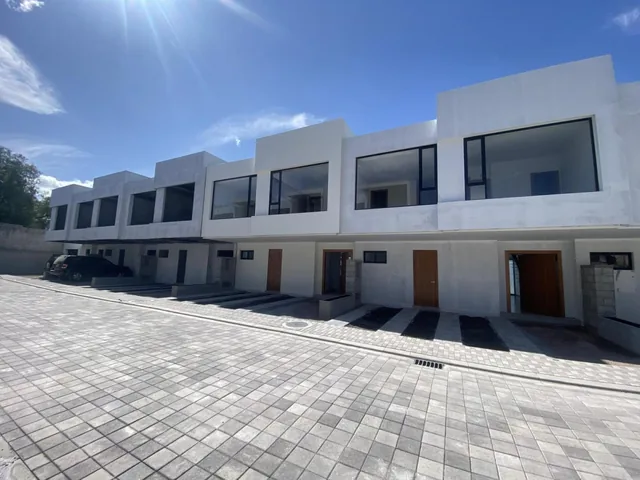 Espectacular Casa de Venta en Planos Ubicada en Proyecto en El Sector de La Viña Alta — imagen 2
