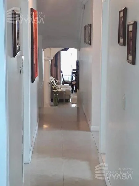 Ponciano - Cómodo Departamento de 175 m² de Venta — imagen 2