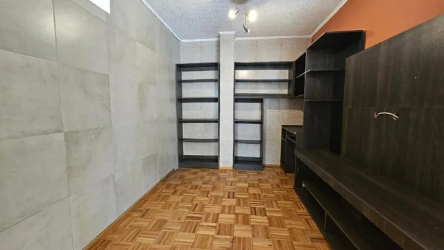 Venta Departamento con Terraza y Vista Natural Dentro de Conjunto en Conocoto, Los Chillos. Provincia de Pichincha — imagen 5