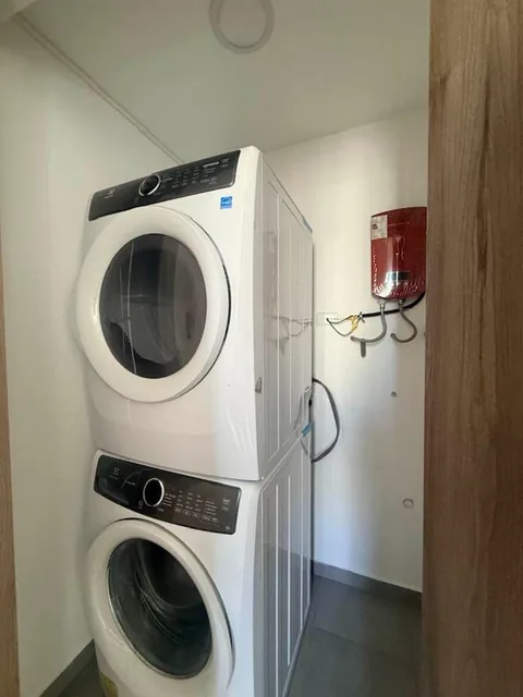 Departamento de 88 m² con 2 Habitaciones en Venta en La Carolina — imagen 2