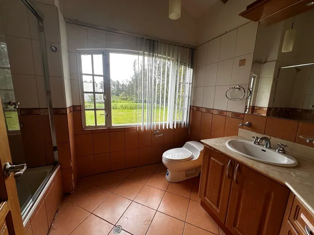 Vendo Casa Puembo — imagen 2