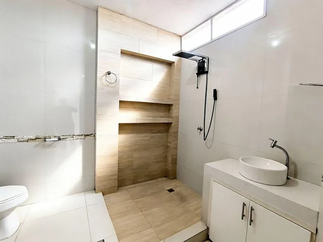 Se Vende Casa Cdla Las Brisas, Machala, El Oro — imagen 3