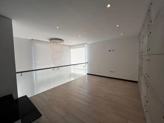 Linda Casa de Venta en Jardines de La Pampa — imagen 3