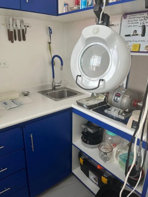 Vendo Lindo Consultorio - Sector La Pradera — imagen 2