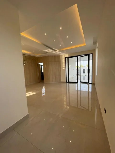 Vendo Casa de Estreno en Urb. Aires del Norte, Guayas — imagen 4