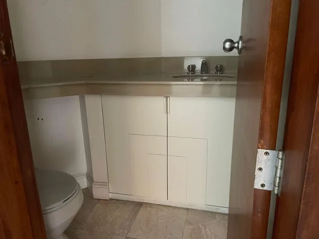 Venta de Casa Urdesa con Uso de Suelo Mixto, Guayas — imagen 5
