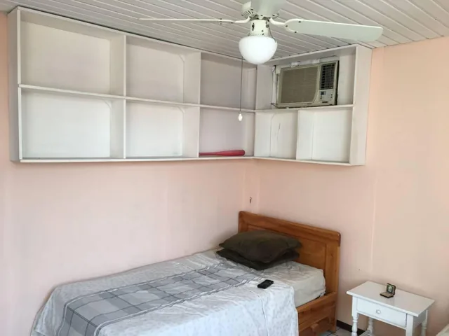 Venta Casa en El Sur 4 Dorm. con Amplio Patio, Guayas — imagen 4