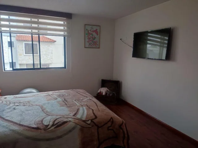 Amplia Casa de 183 m² en Venta en El Valle de Los Chillos — imagen 4