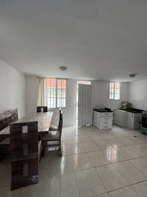 Venta - de - Casa - 151 m² - en - Llano Grande — imagen 5