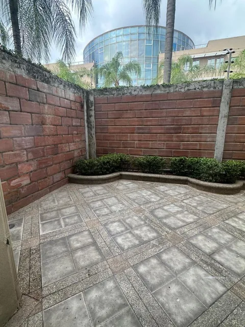 Departamento de 147 m² con 2 Habitaciones en Venta y Alquiler en Samborondón, Guayas — imagen 2