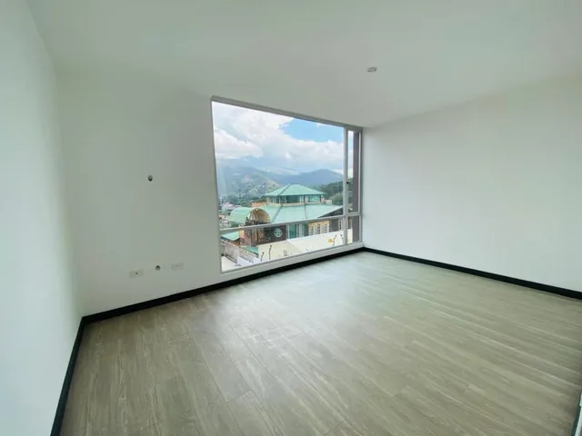 Departamento de Venta en Cumbaya Sector La Primavera — imagen 3