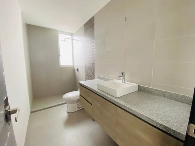 Departamento de Venta en Cumbaya Sector La Primavera — imagen 2