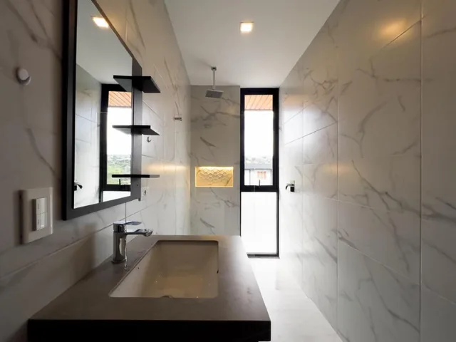 Vendo Casa 171 m² Moderna a Estrenar, Muy Luminosa Soleada, Seguridad, Vistas, 264 m² en Total — imagen 2