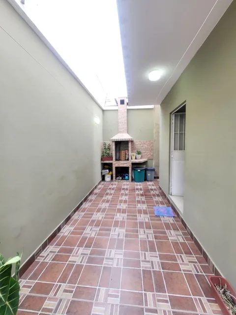 Casa Moderna en Venta | Conjunto Cerrado Santorini | Sector San Felipe | 3 Dorm. (War), Guayas — imagen 2