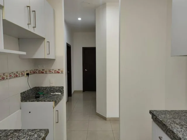 Departamento de Venta en Kennedy Norte, 1 Parqueo Cerrado, 2 Dorm., Guayas — imagen 5