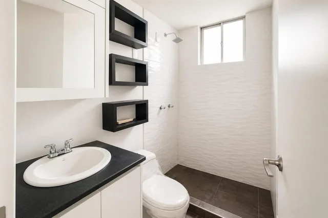 Casa con 3 Habitaciones de 103 m² Totales en Venta - Conjunto Portobonaza - Calderón — imagen 3