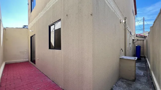 Casa de Venta en Villa Club, Etapa Floral, Guayas — imagen 2
