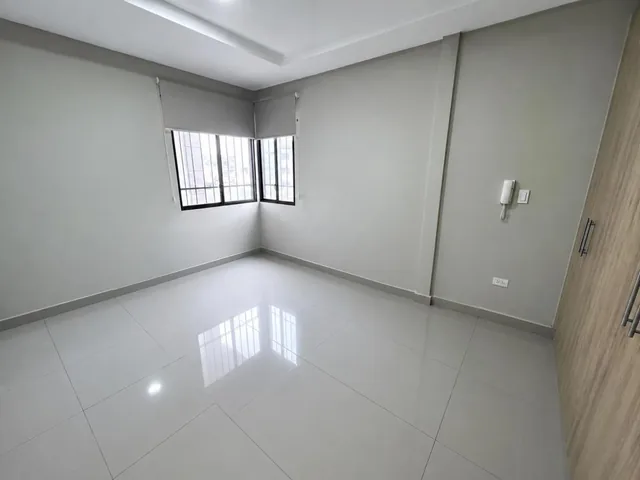 Vendo Depar en La Urb. Santa Cecilia Los Ceibos, Guayas — imagen 2