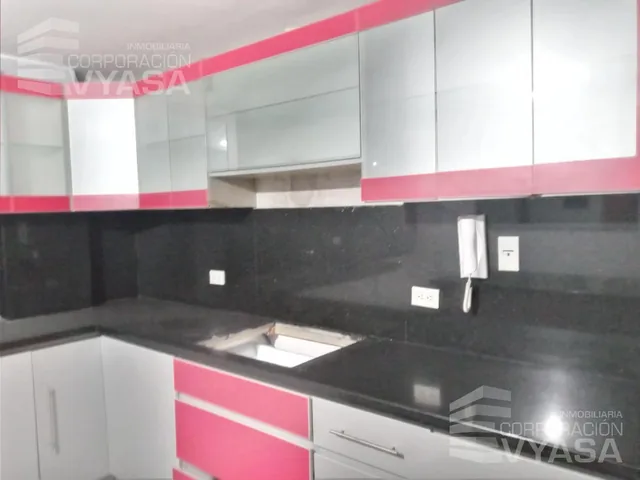 Ibarra - Parroquia San Francisco, Amplio Departamento de Venta 323 m², Imbabura — imagen 2