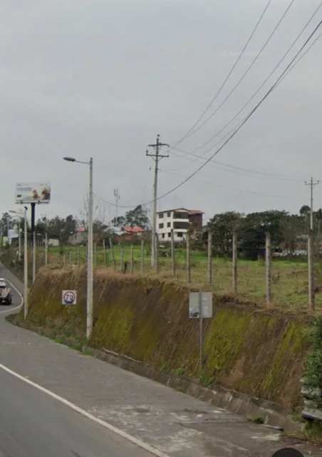 Terreno 10.196 m² en La Ruta Viva, Redondel de Puembo — imagen 3