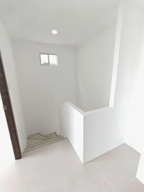 Venta Casa de Estreno Remodelada | 3 Dorm. | Paseo del Sol 3 | Vía a La Costa (Wy), Guayas — imagen 2