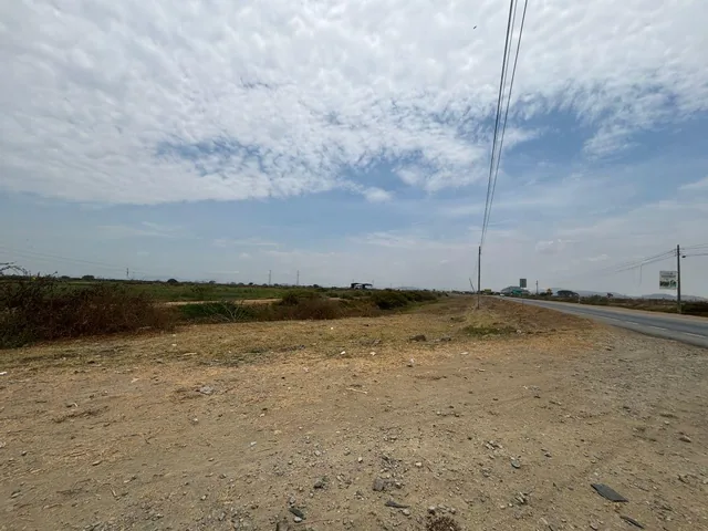Terreno Via Samborondón - El Pan 12 y 6 Hectáreas Industrial Comercial Frente Centros Numa y Zentra, Guayas — imagen 4