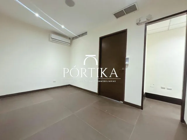 Venta Oficina - Edificio Blue Towers - Kennedy Norte, Guayas — imagen 4