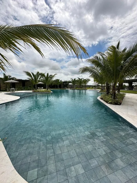 Terreno en Venta en La Urb. Punta Barranca - Samborondón, Guayas — imagen 2