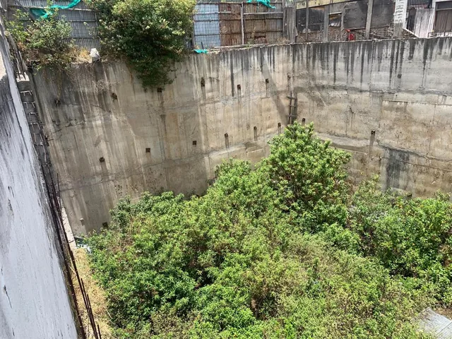 Vendo Terreno Quito Tenis 730 m 380.000 Dólares Mm — imagen 3