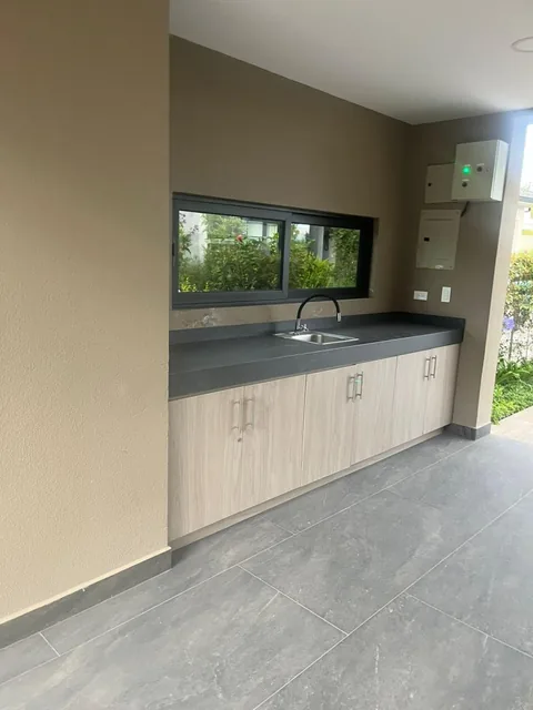 Puembo: Lote de 630 m² Cos 50 - 100%. Piscina, Bbq. Excelente Entorno — imagen 5