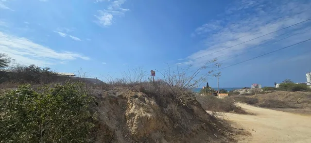 Vendo Terreno 250 m² Esquinero Punta Blanca Vía Spondylus Vista Panorámica Al Mar — imagen 2