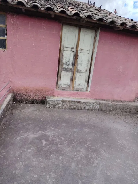Casa con 800 m² Antigua con Terreno y 4 Recámaras en Venta en Atuntaqui, Imbabura — imagen 3