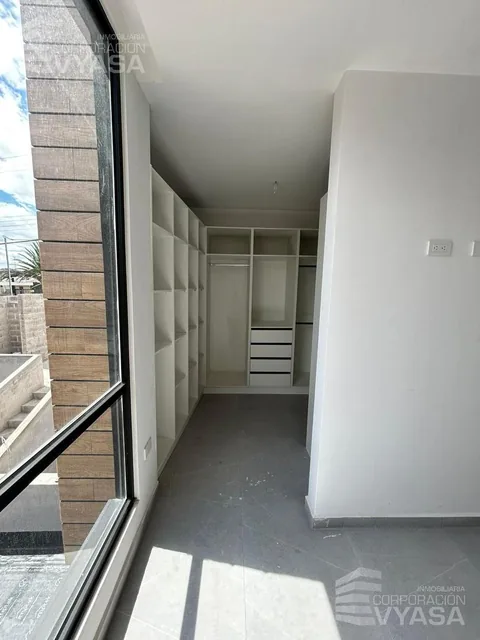 Tumbaco - Cerca Al Puente del Chiche, Casa de 138,39 m² en Venta (C - 9) — imagen 4