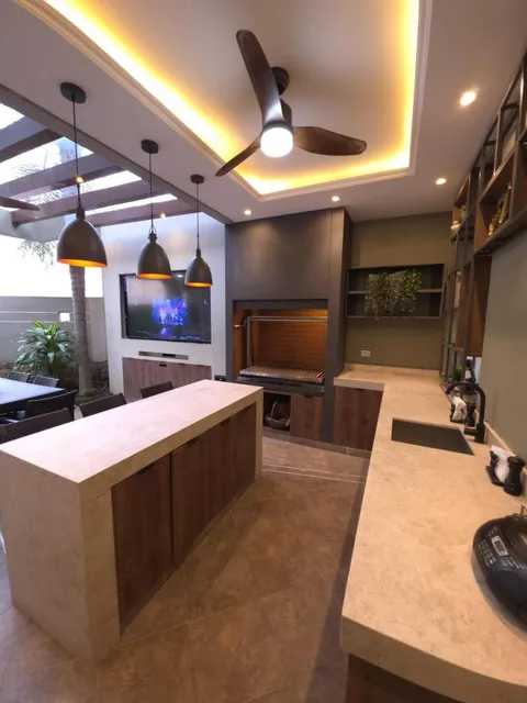 Ciudad Colon - Casa Esquinera de Lujo en Venta - Norte de Gquil, Guayas — imagen 2
