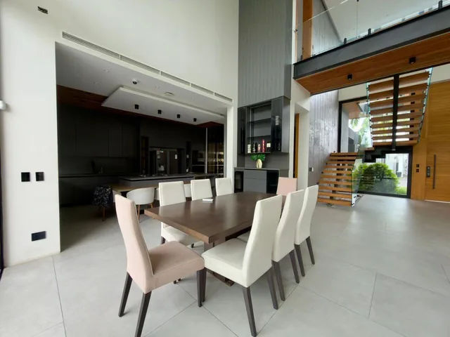 Isla del Rio - Isla Mocoli - Majestuosa Casa con Piscina en Venta!, Guayas — imagen 2