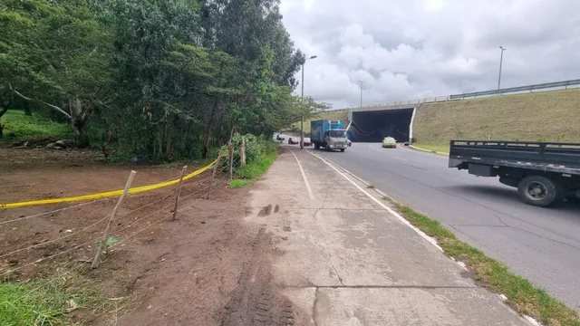 En Venta 14056 m² Sobre La Ruta Viva - Escalón Tumbaco — imagen 3