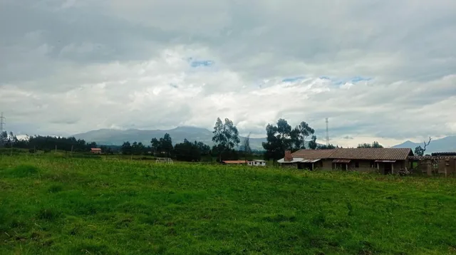Venta Terreno de 1000 m en San Juan de La Tola - Pintag — imagen 5