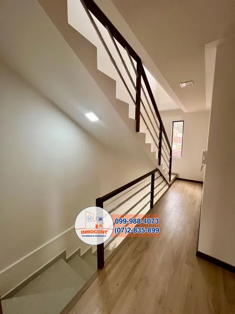 Casa de Tres Plantas en Venta Dentro de Seguro Condominio, Azuay — imagen 5