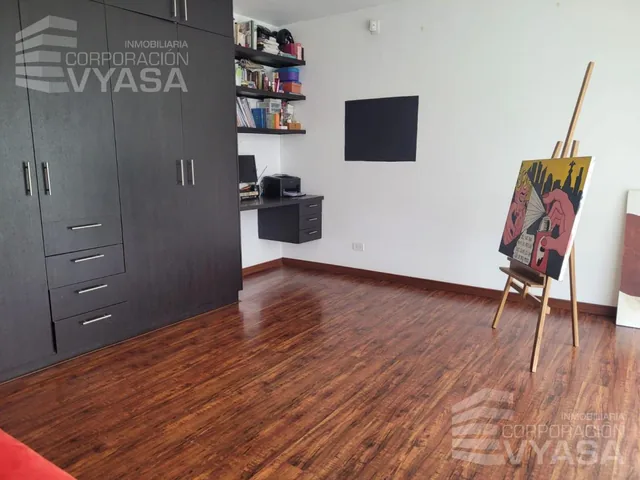 San Juan - Cumbayá, Bonita Casa de Venta de 196 m² de 3 Dorm. — imagen 3