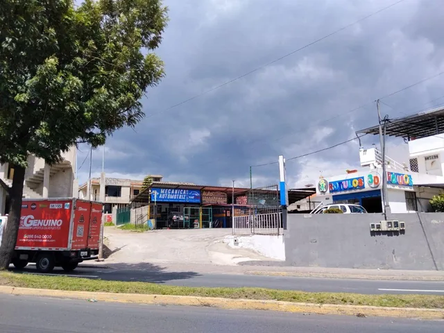 Terreno de Venta con Casa Rentera Giovanny Calles — imagen 4