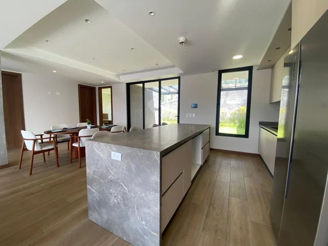 Casa de Lujo de 403 m² con 4 Habitaciones de Venta en Campo Alegre — imagen 3