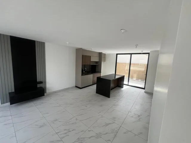 Deparenta Departamento en Cumbaya Sector Plazacumbaya — imagen 3