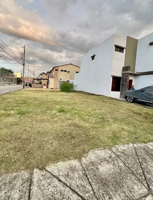 Se Vende Terreno Esquinero en Urbanización Villa Club, Guayas — imagen 5