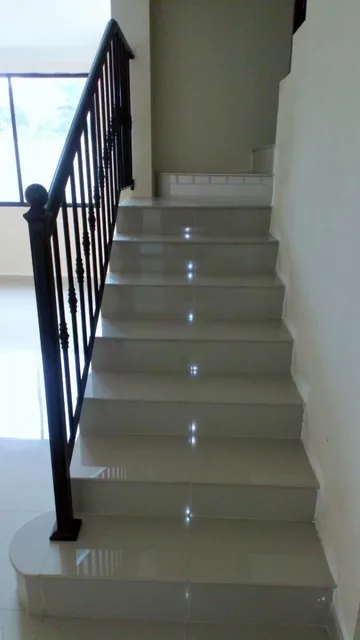 Casa de Venta Urb. Condado de Vicolinci, por Estrenar de 5 Dorm.. Guayas — imagen 4