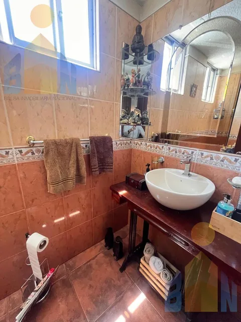 Casa en Mitad del Mundo de Venta en Conjunto — imagen 2