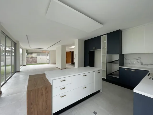 Casa de Venta en Santa Rosa de Nayon — imagen 3